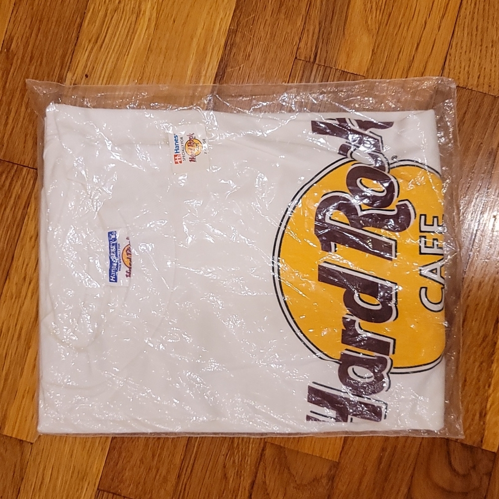 Vintage 80s 90s Hard Rock Cafe Maui T-shirt